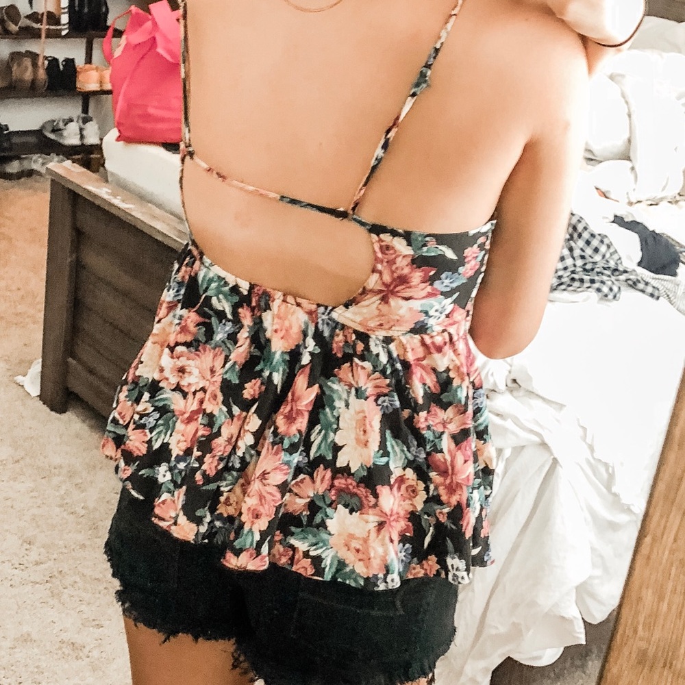 Fall Floral Tank - Picture 2 of 2